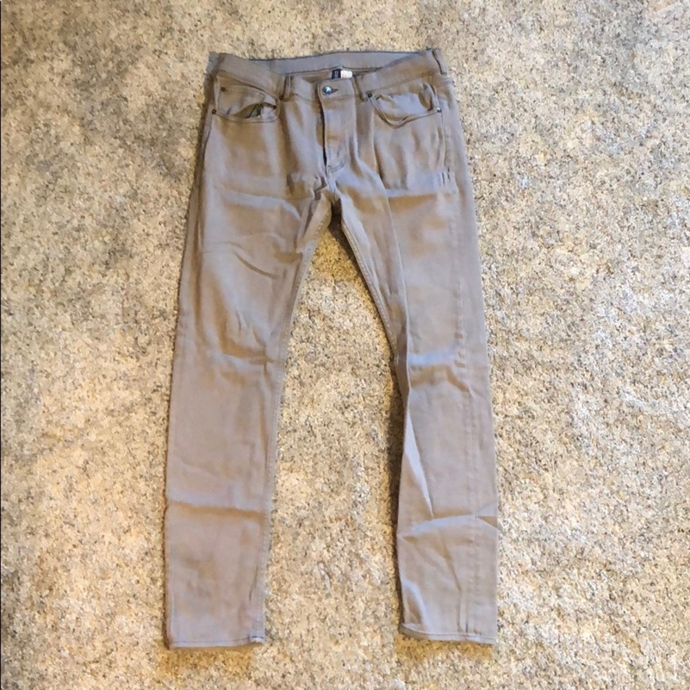 H&M light grey denim